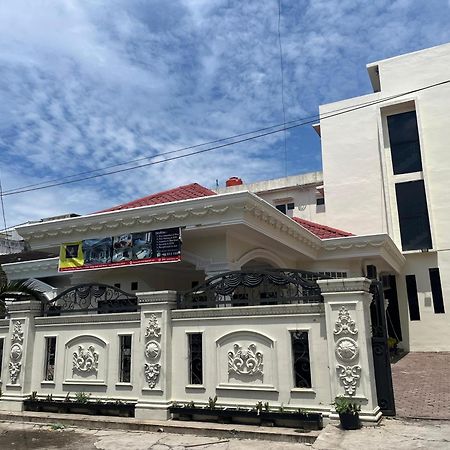 De Nusantara Hotel Syariah Medan Exterior foto